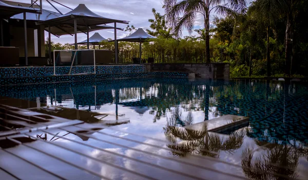 Featured Image of Prestige Golfshire Club
